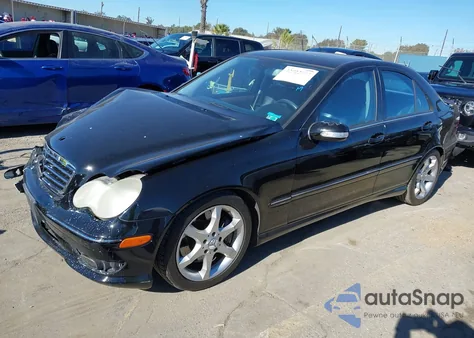 2007 Mercedes-Benz C 230 Sport from USA, damaged, VIN WDBRF52H77F872428